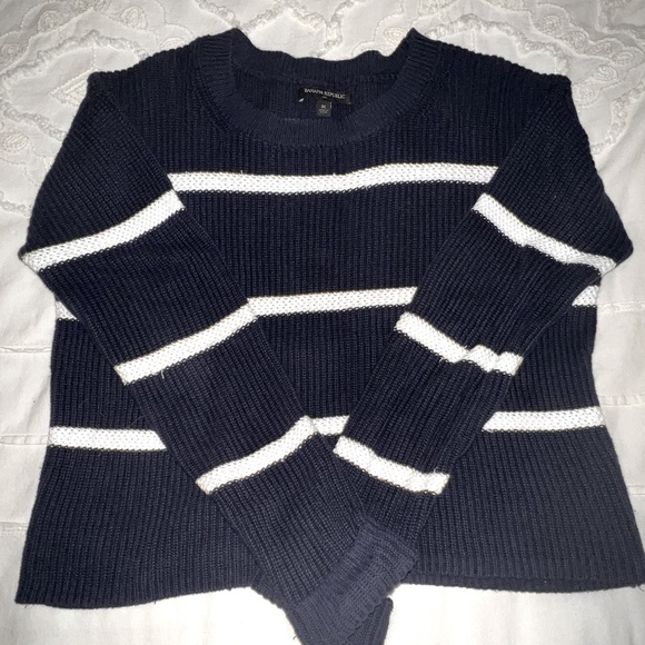 Banana Republic Sweaters - Banana Republic Cotton Cropped Sweater